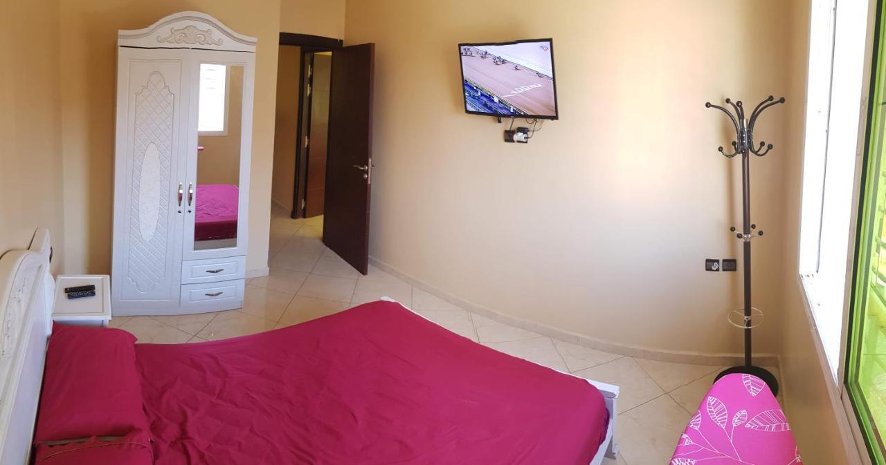 Family Appart Hotel เกนิตรา ภายนอก รูปภาพ
